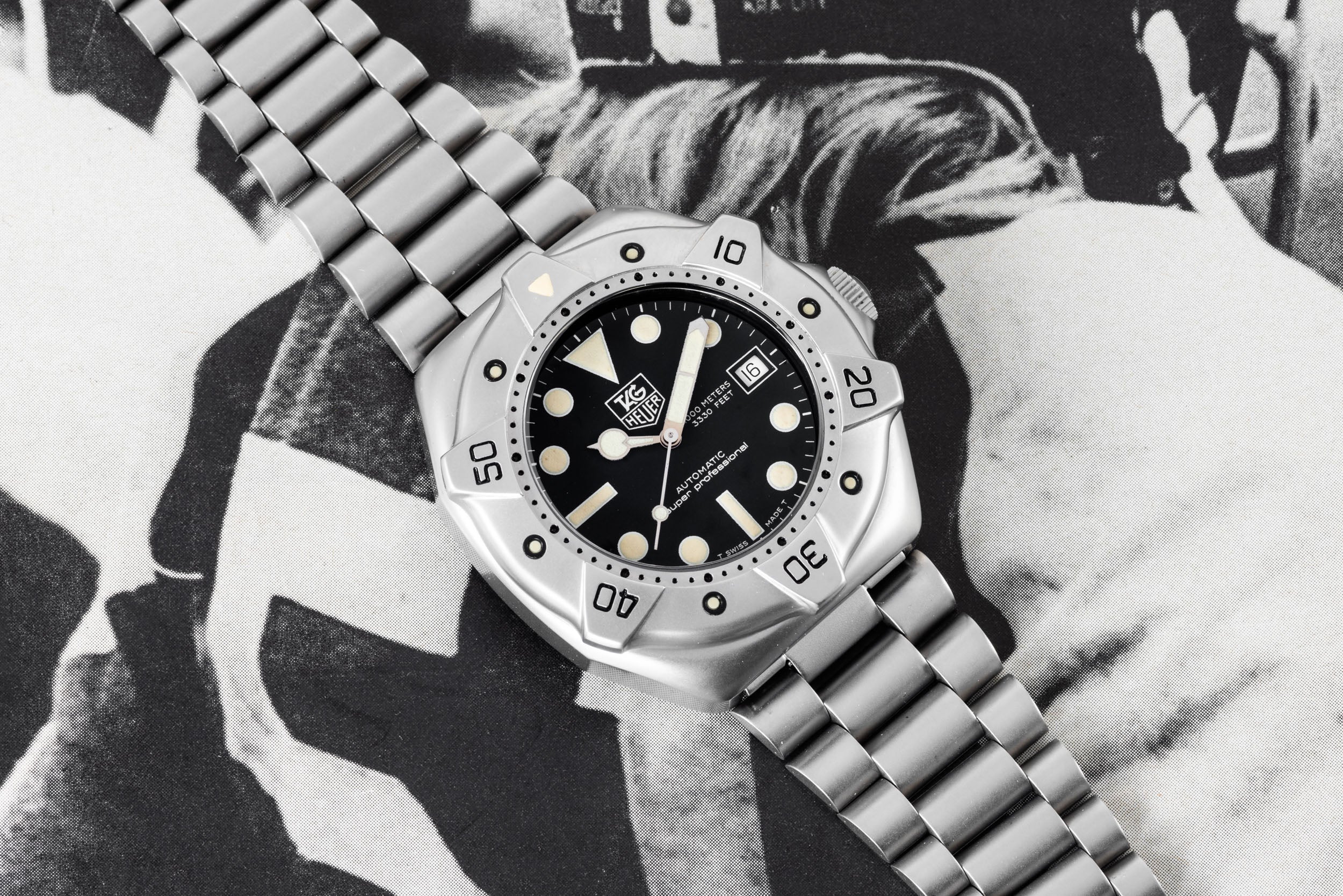 TAG Heuer Super Professional Diver AnalogShift
