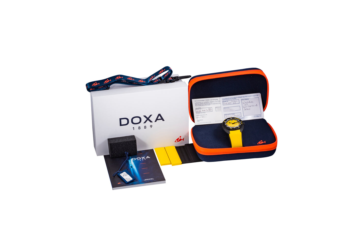 DOXA Sub 300 Carbon 'Divingstar'