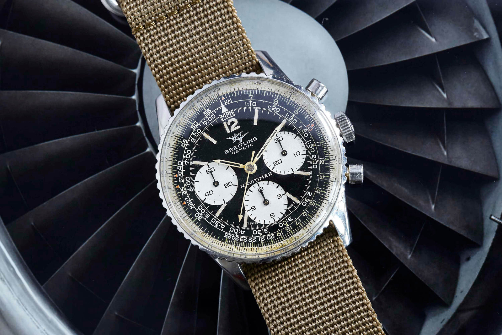 Breitling Navitimer