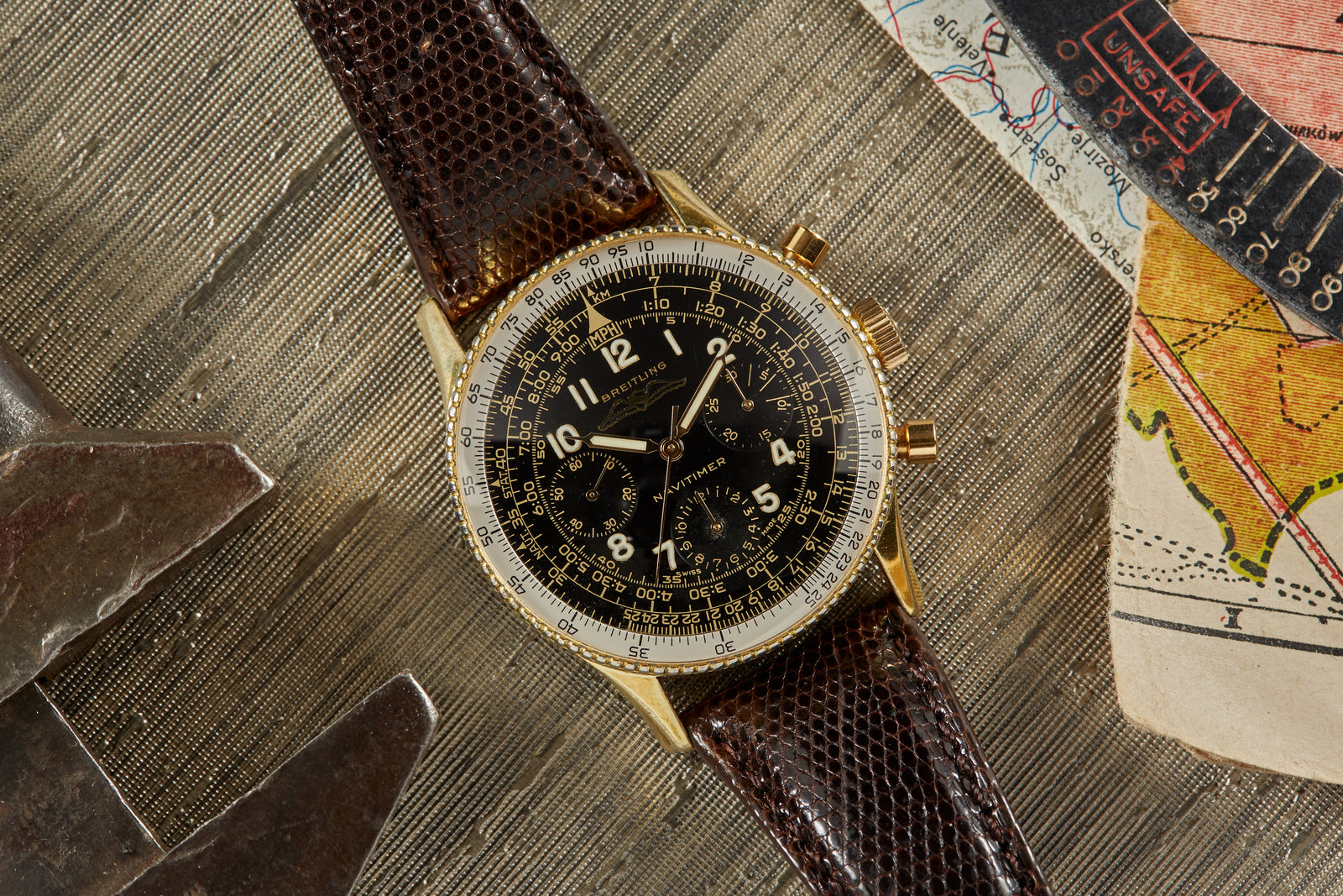 Breitling Navitimer Gold Plate
