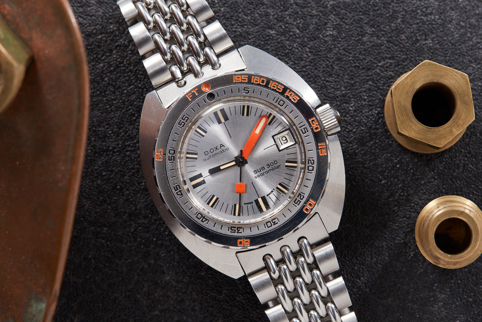 DOXA Sub 300 Searambler