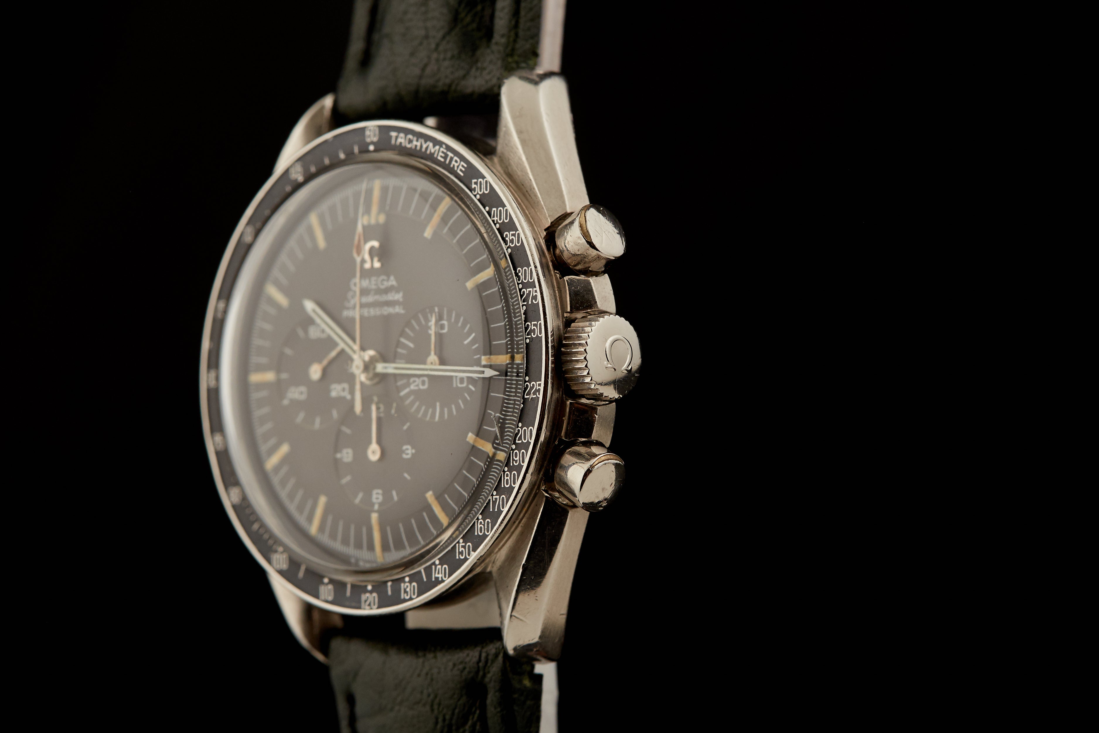 Omega Speedmaster Professional – Analog:Shift