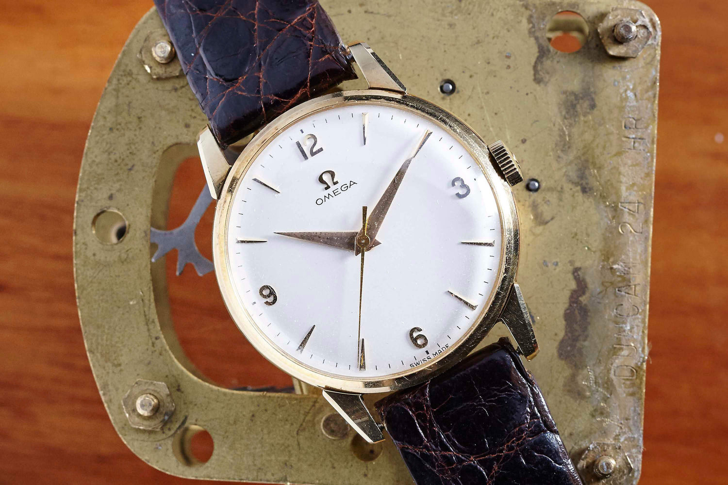 Omega 14K Dress Watch Analog:Shift Omega 14K Dress Watch Analog:Shift