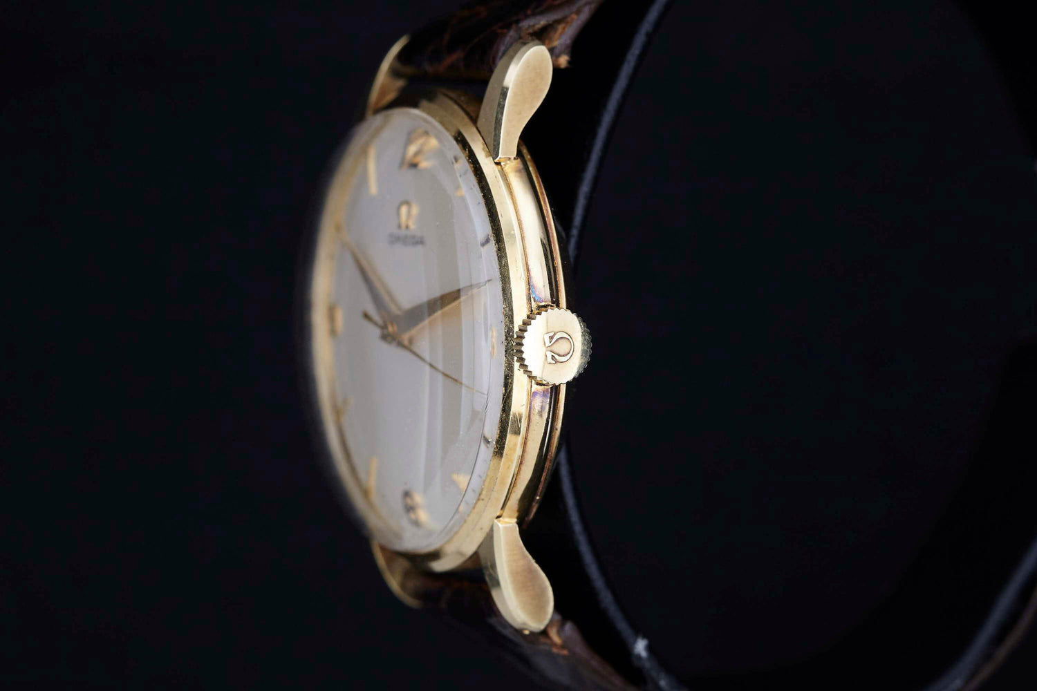 Omega 14K Dress Watch Analog:Shift Omega 14K Dress Watch Analog:Shift