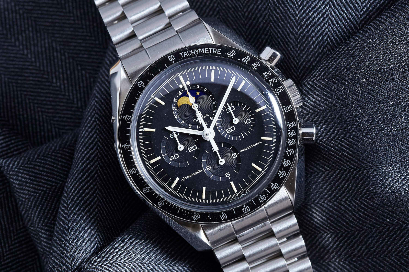Omega Speedmaster Moonphase