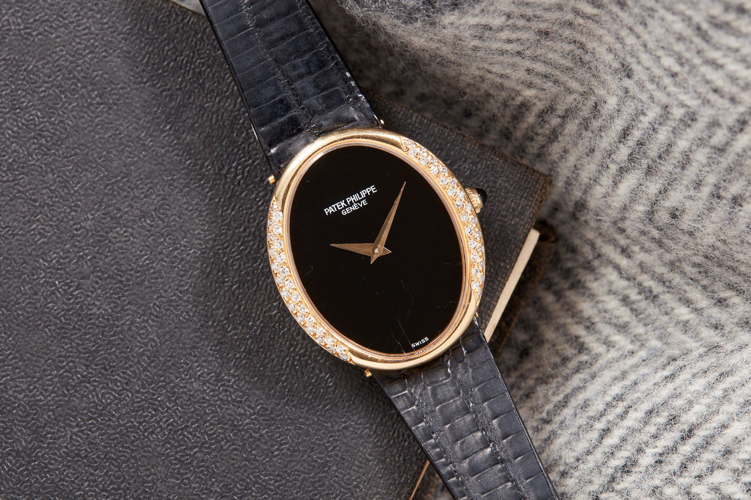 Patek Philippe Ladies Dress Watch – Analog:Shift Patek Philippe Ladies Dress Watch – Analog:Shift