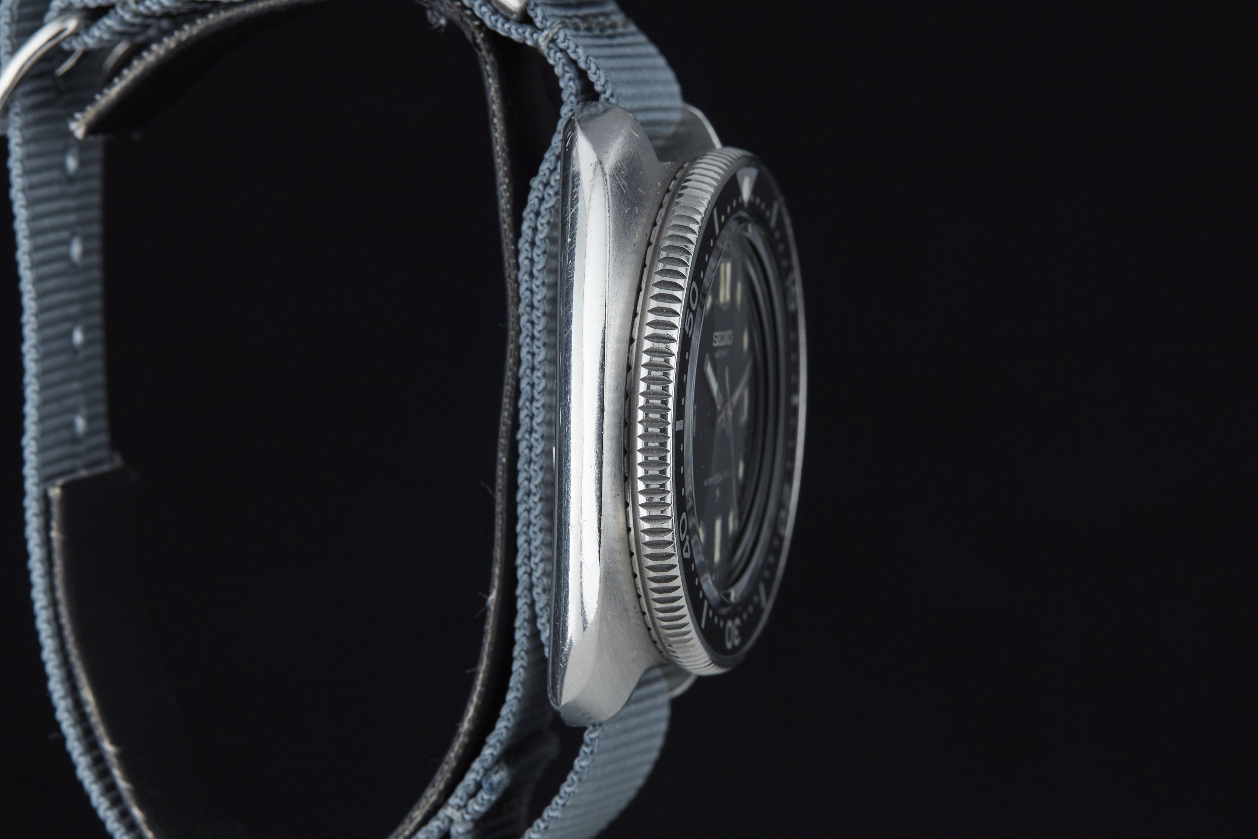 6105 Postcode Seiko 6105 – Analog:Shift