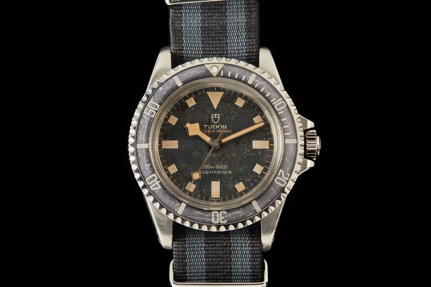 Tudor Submariner Snowflake No Date Analog Shift