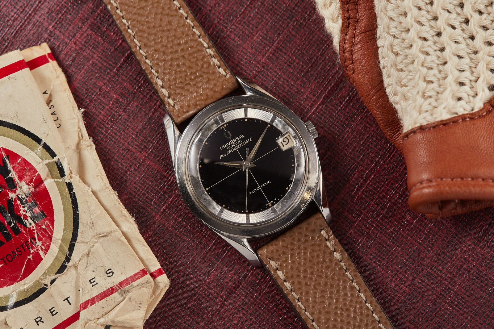 Universal Genève Polerouter Date